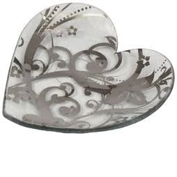 Arabesque Heart Plate