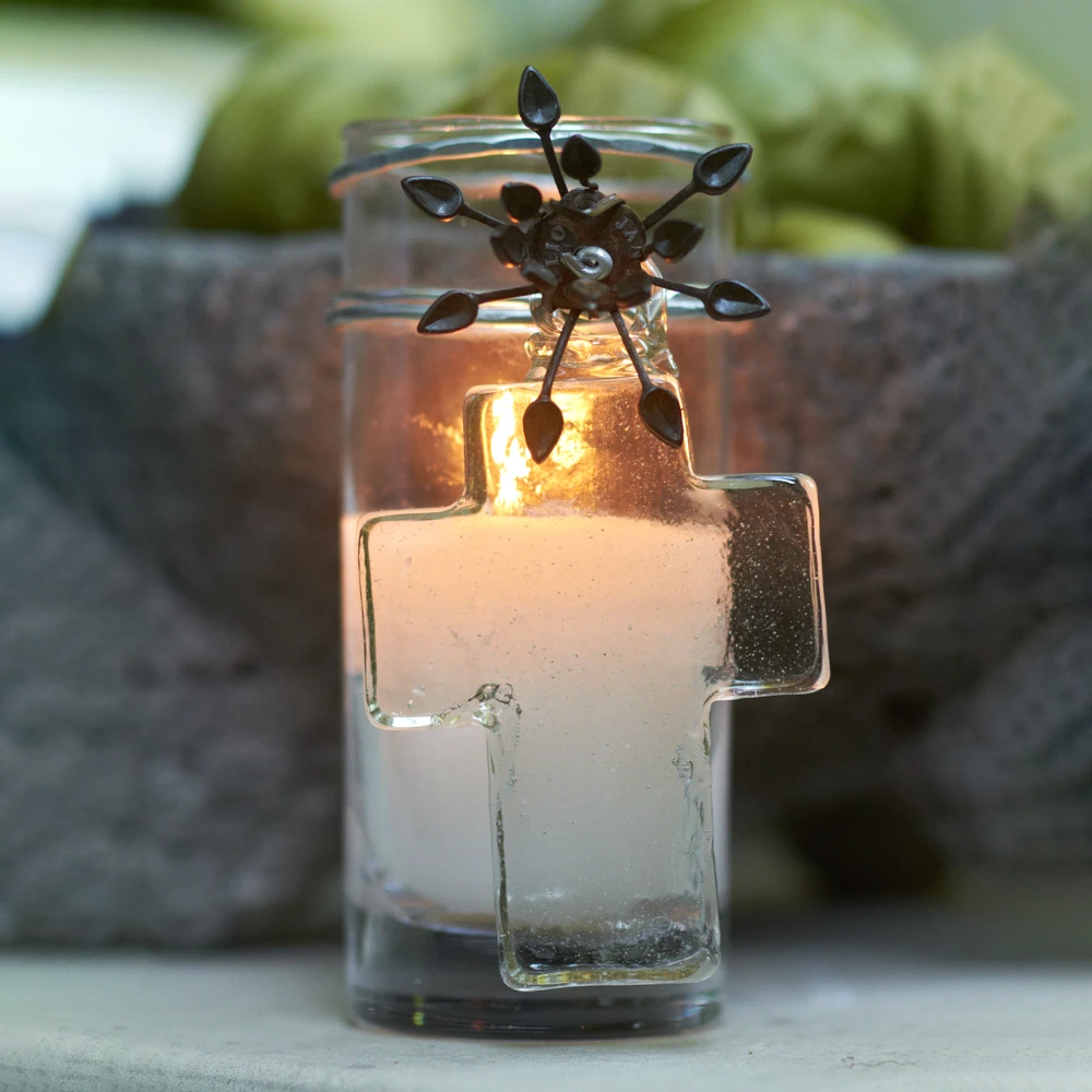 Adelita Houseblessing Cross Vela Candle