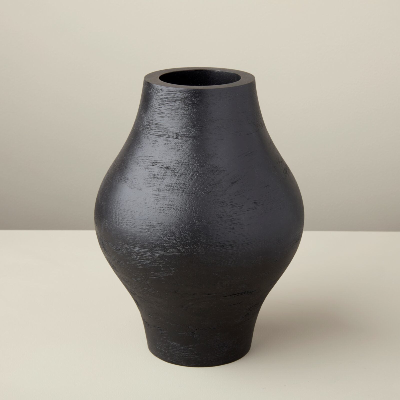 Black Mango Wood Venus Vase