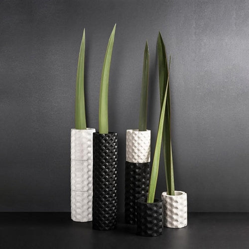 Ricardo Casas Textured Vase - Black