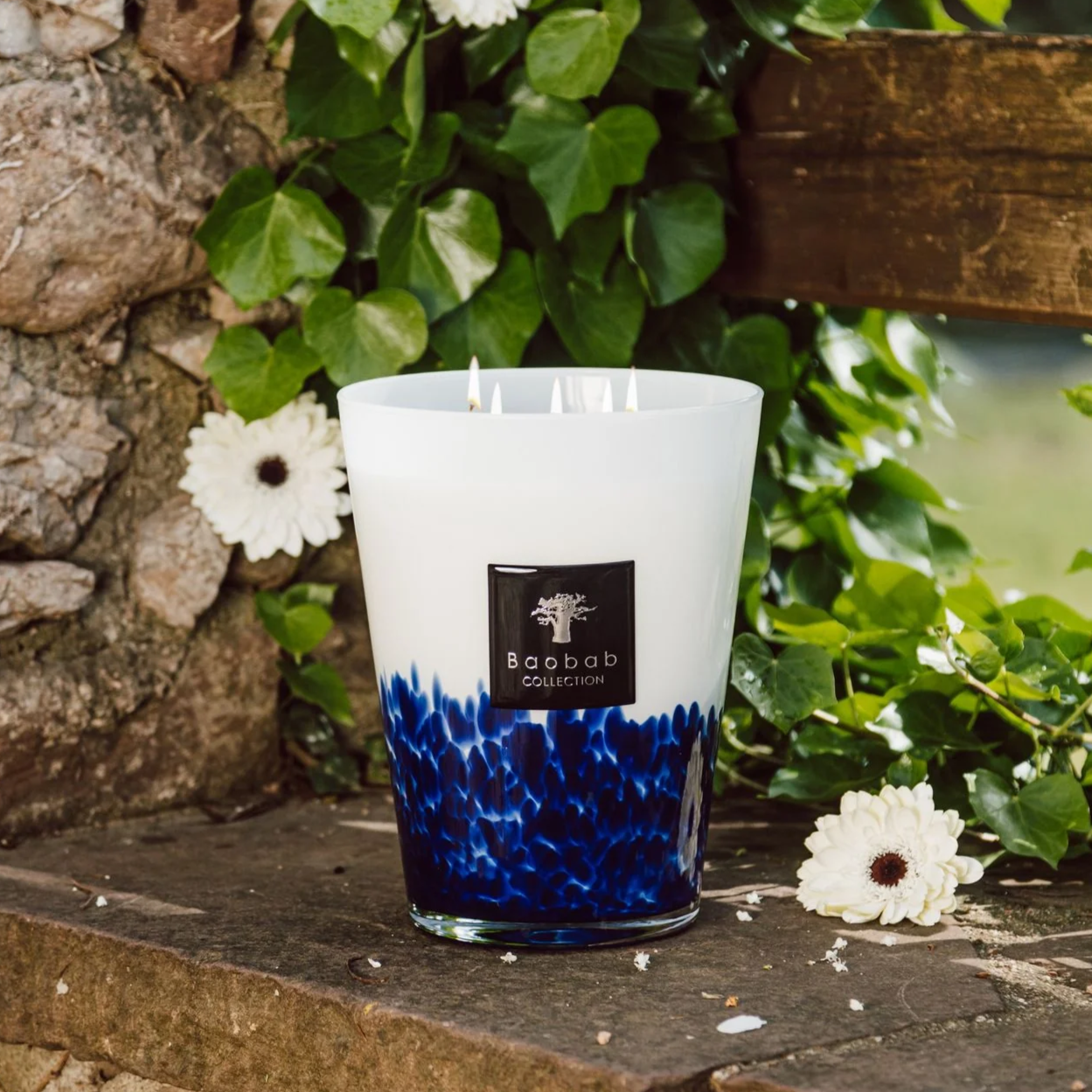 Feathers Touareg Scented Candle