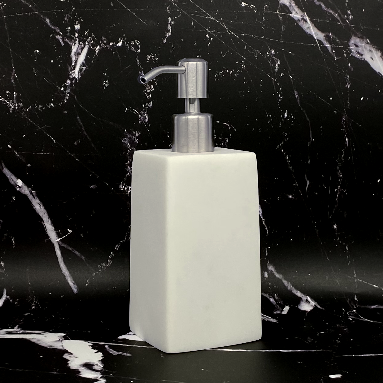 Small Square Soap Dispenser Maison Tavola