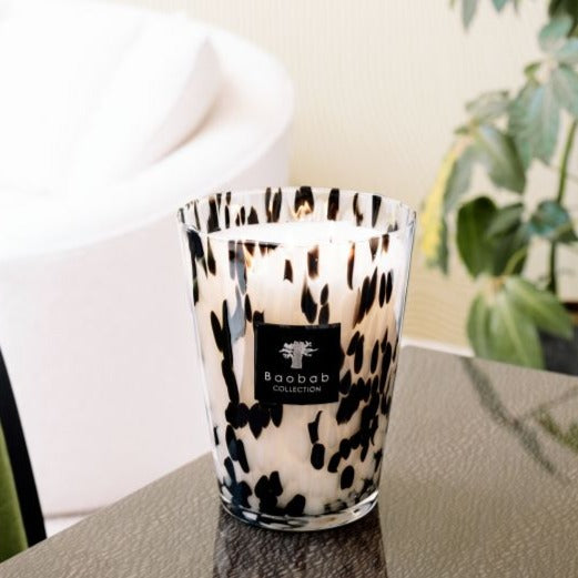 Black Pearls Scented Candle