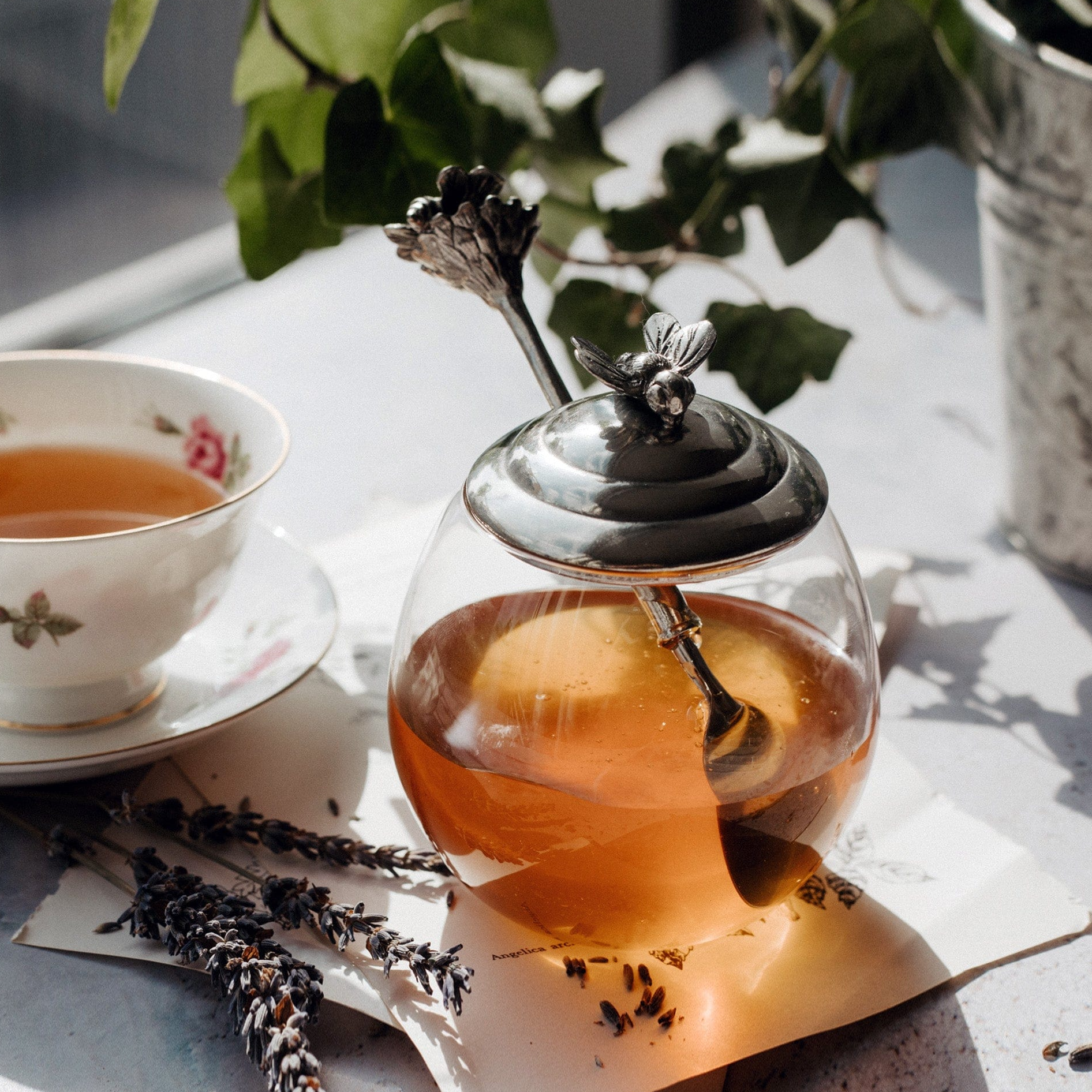 Bee Glass Honey Pot with Spoon